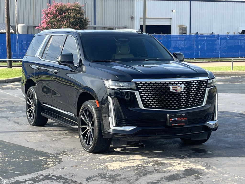 2021 Cadillac Escalade Image 3