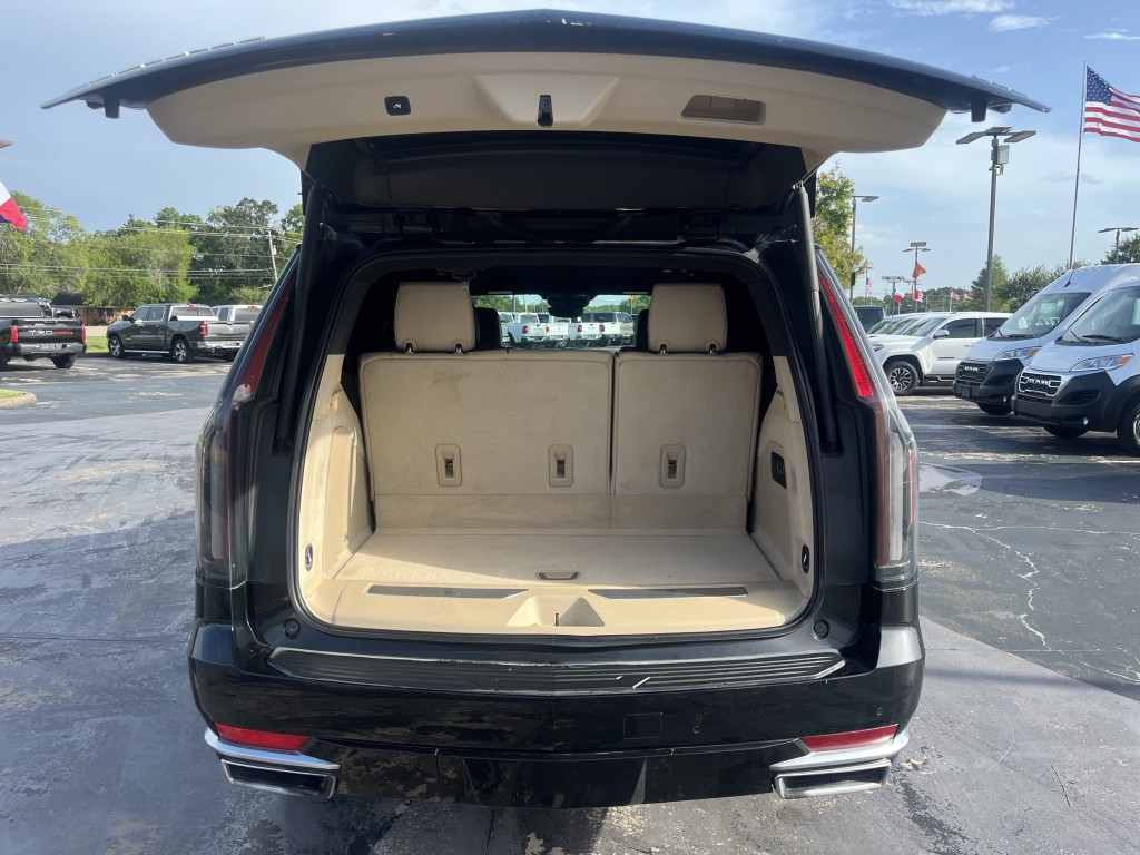 2021 Cadillac Escalade Image 11