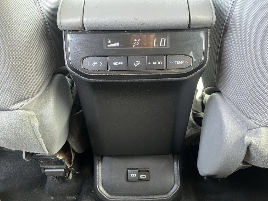 2023 Toyota Highlander Image 25