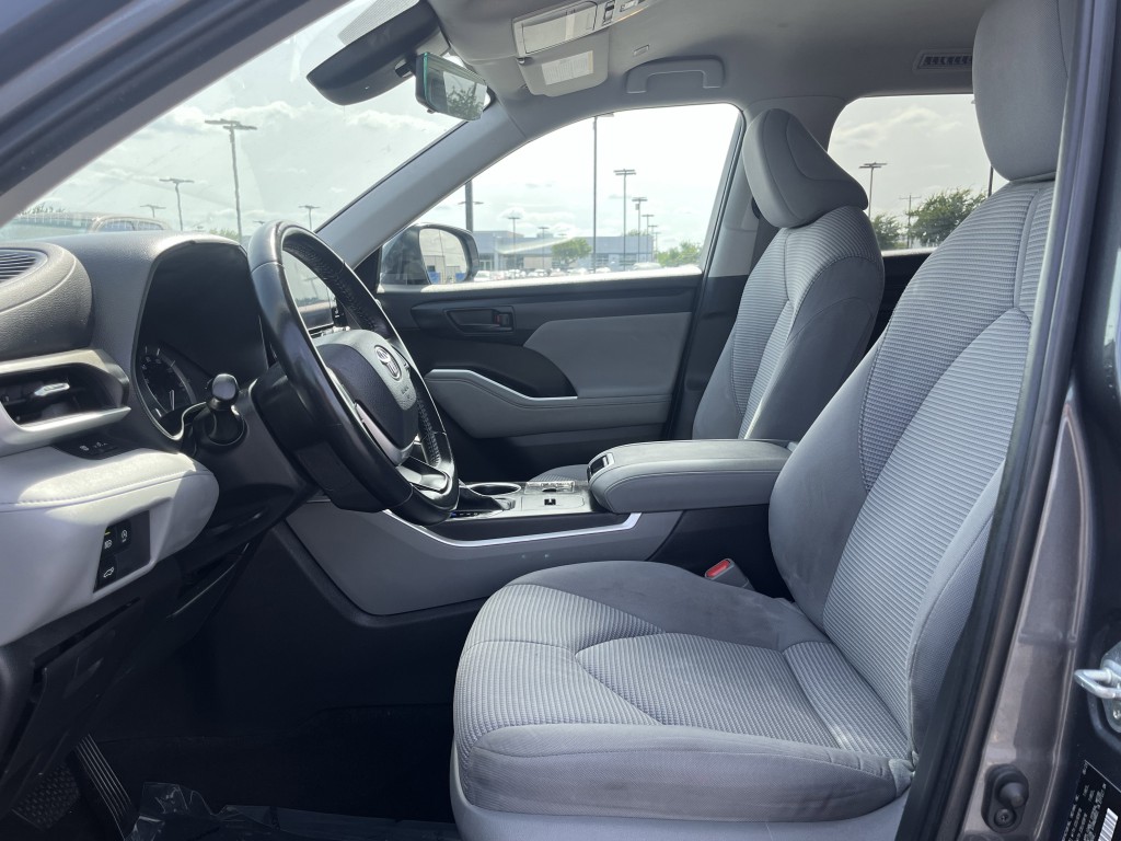 2023 Toyota Highlander Image 26