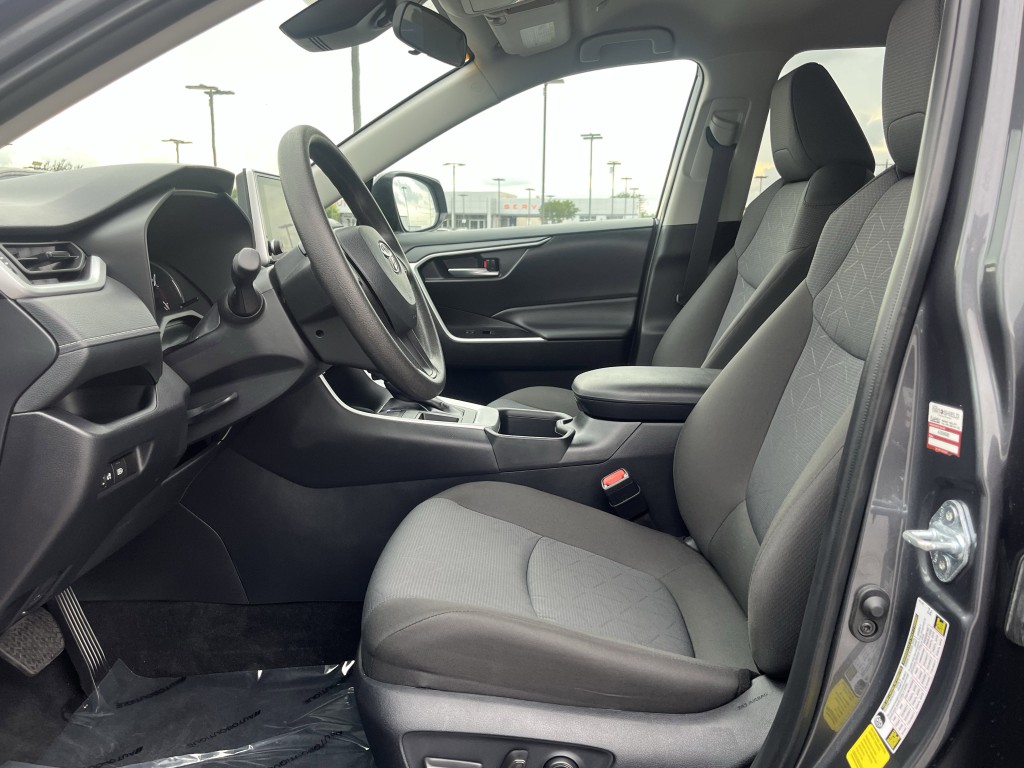 2025 Toyota Rav4 Image 29