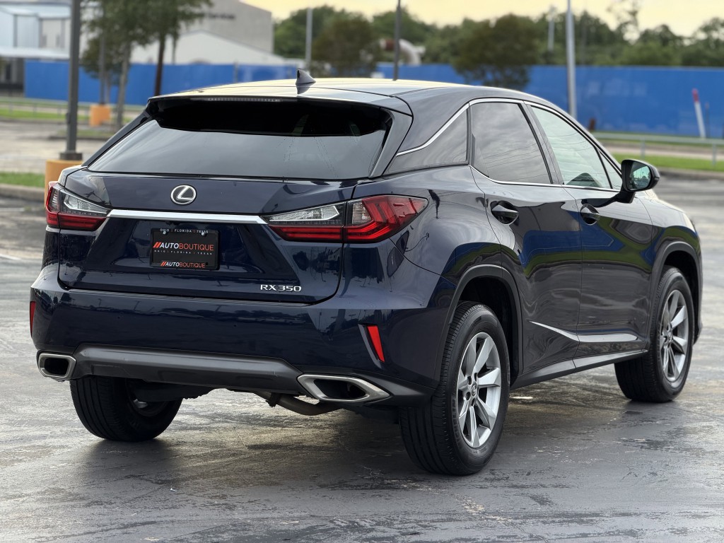 2018 Lexus RX Image 8