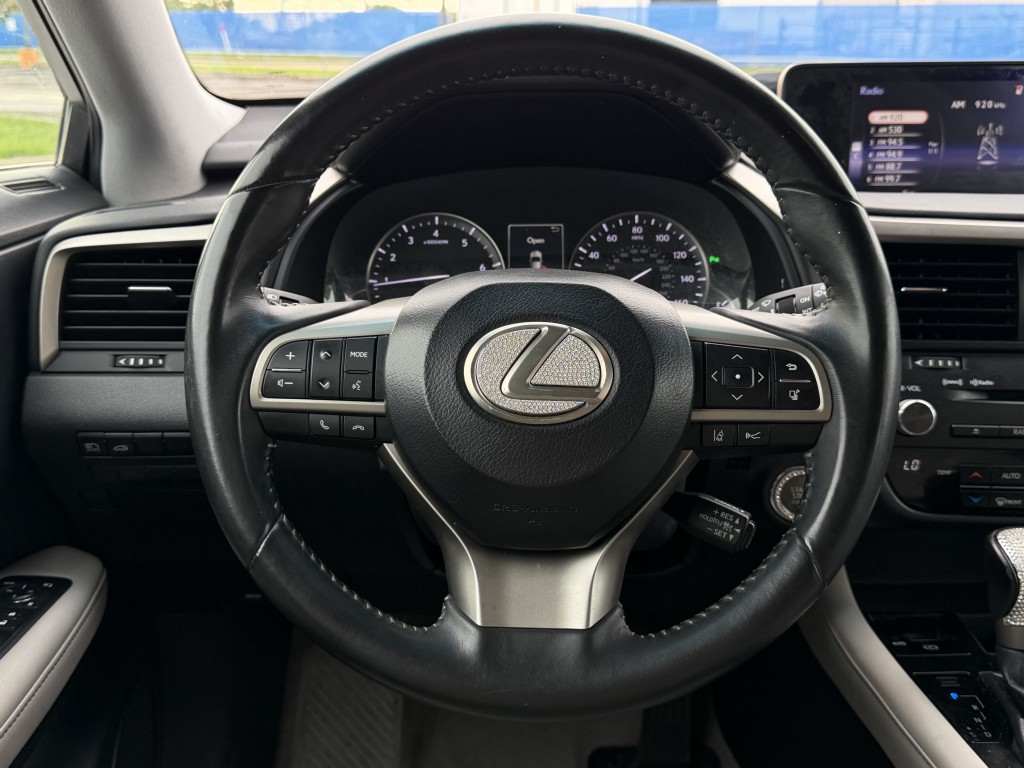 2018 Lexus RX Image 18