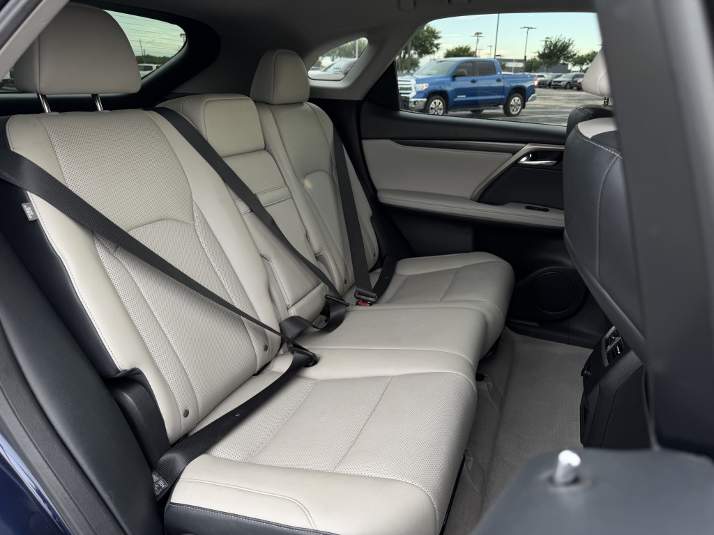 2018 Lexus RX Image 27