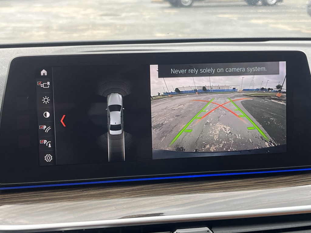 2018 BMW 5 Series Image 23