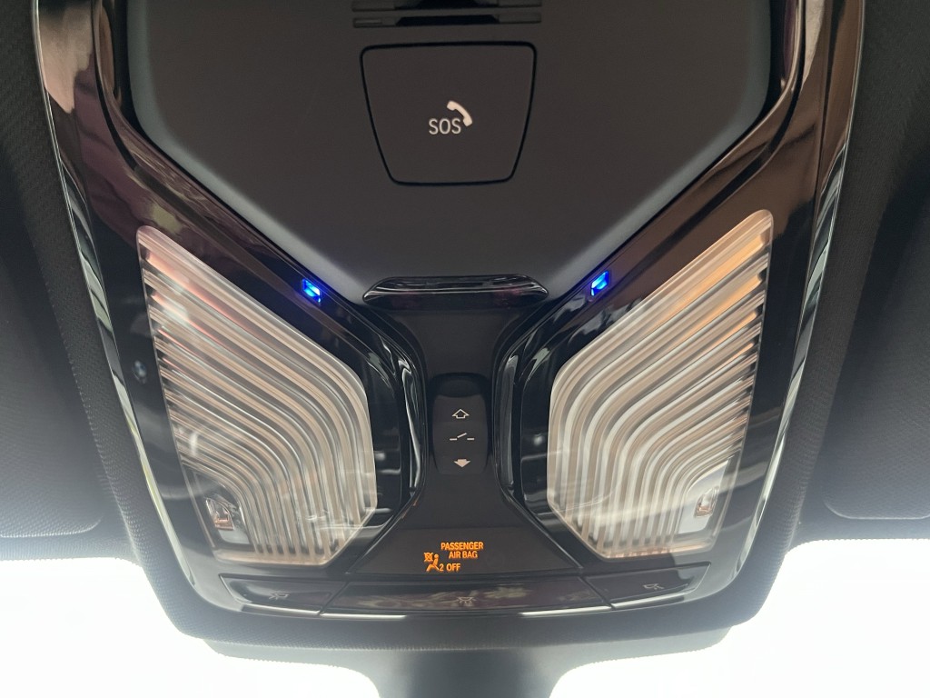 2018 BMW 5 Series Image 24