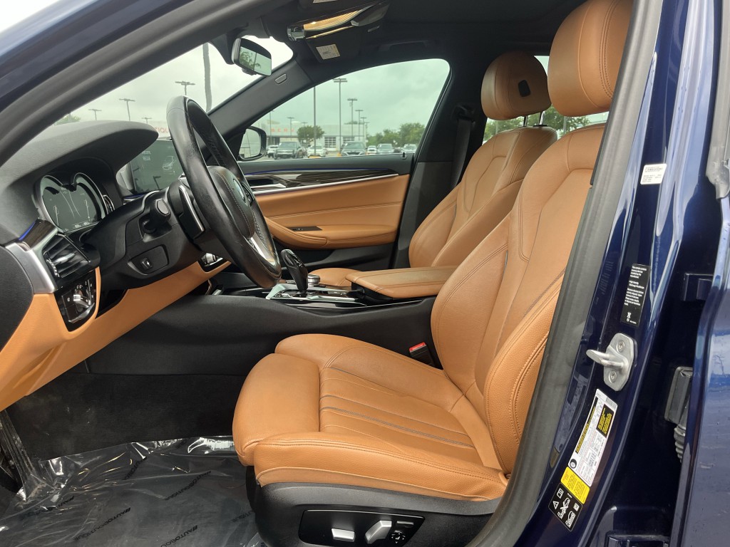 2018 BMW 5 Series Image 29