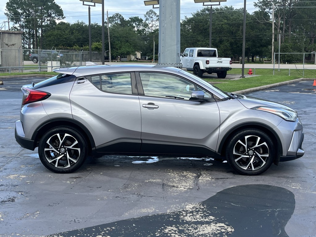2020 Toyota C-HR Image 10