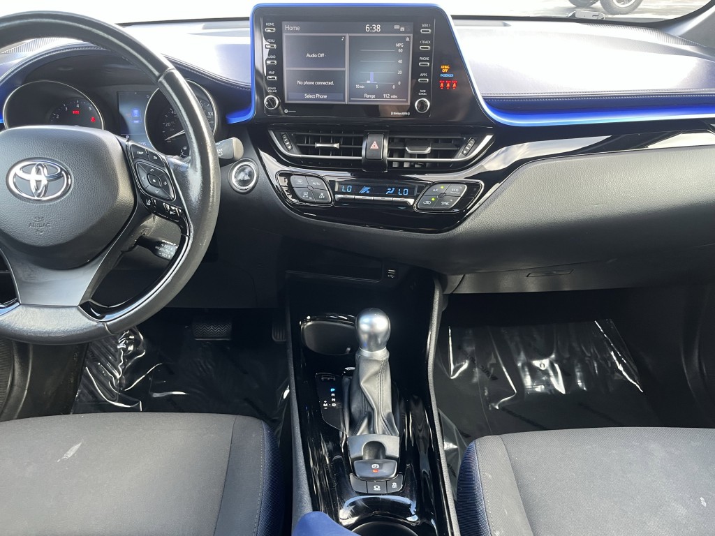 2020 Toyota C-HR Image 24