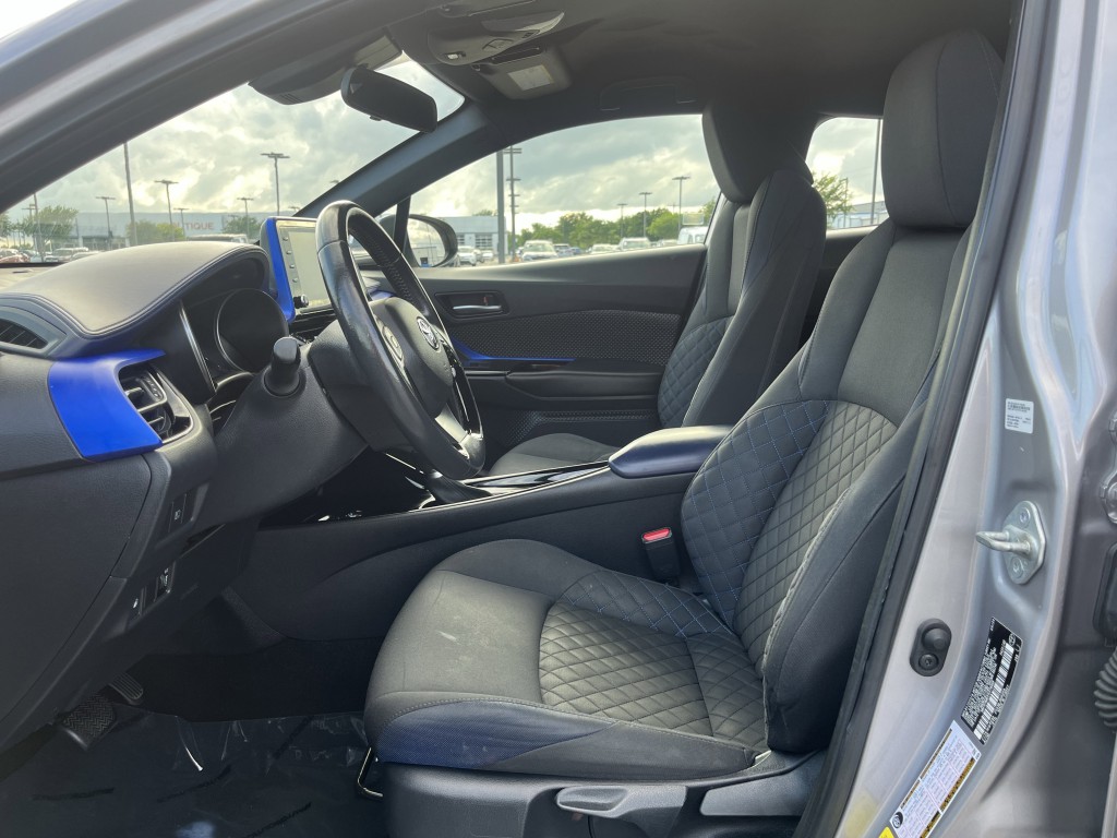 2020 Toyota C-HR Image 26