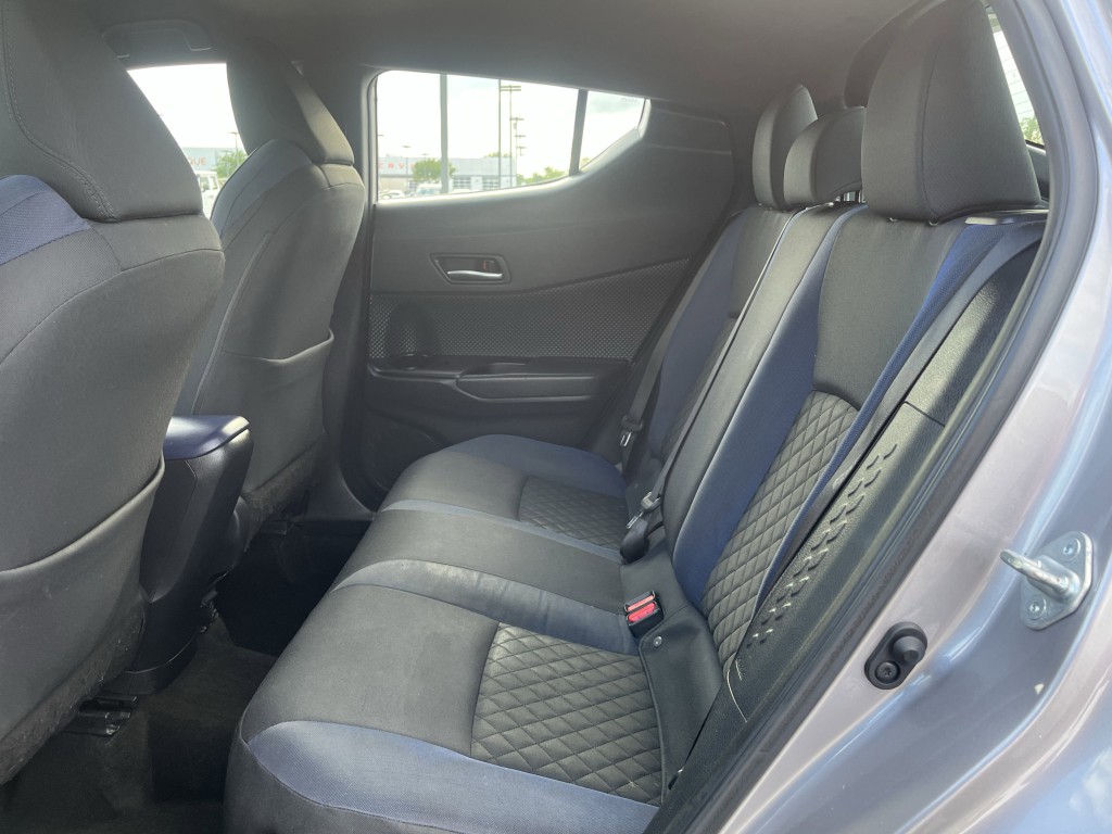 2020 Toyota C-HR Image 28