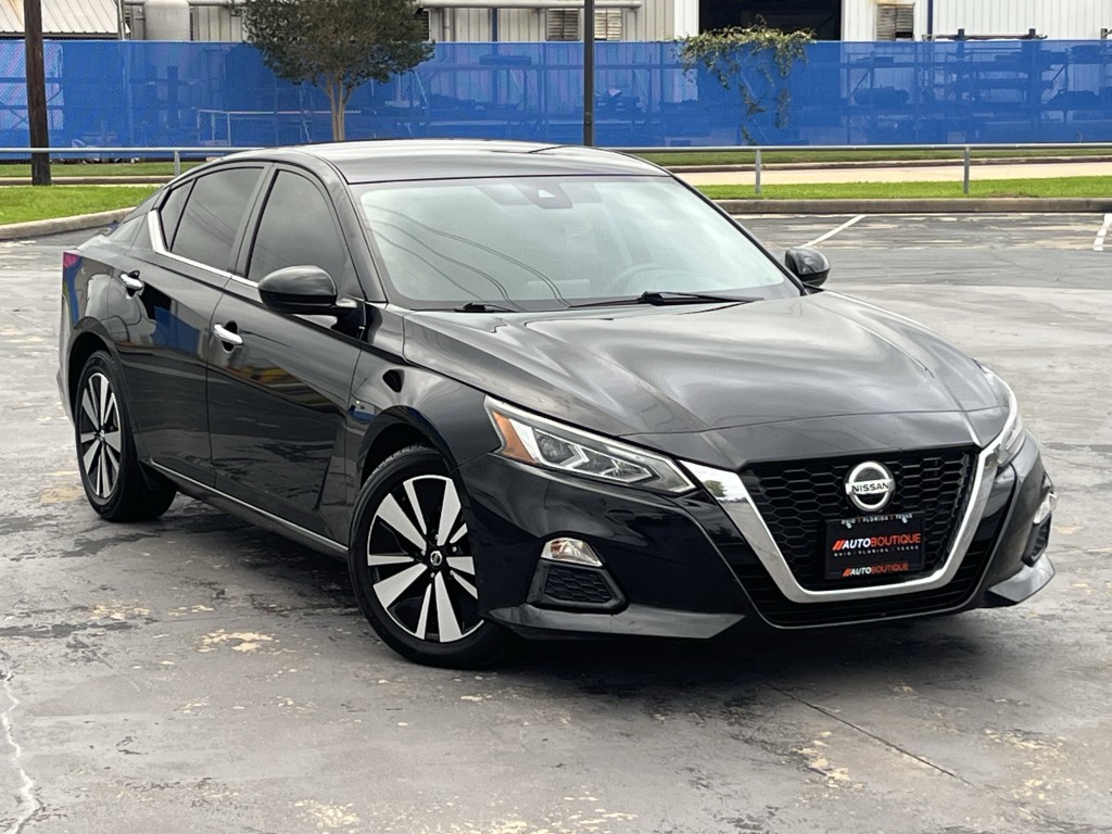 2021 Nissan Altima Image 3