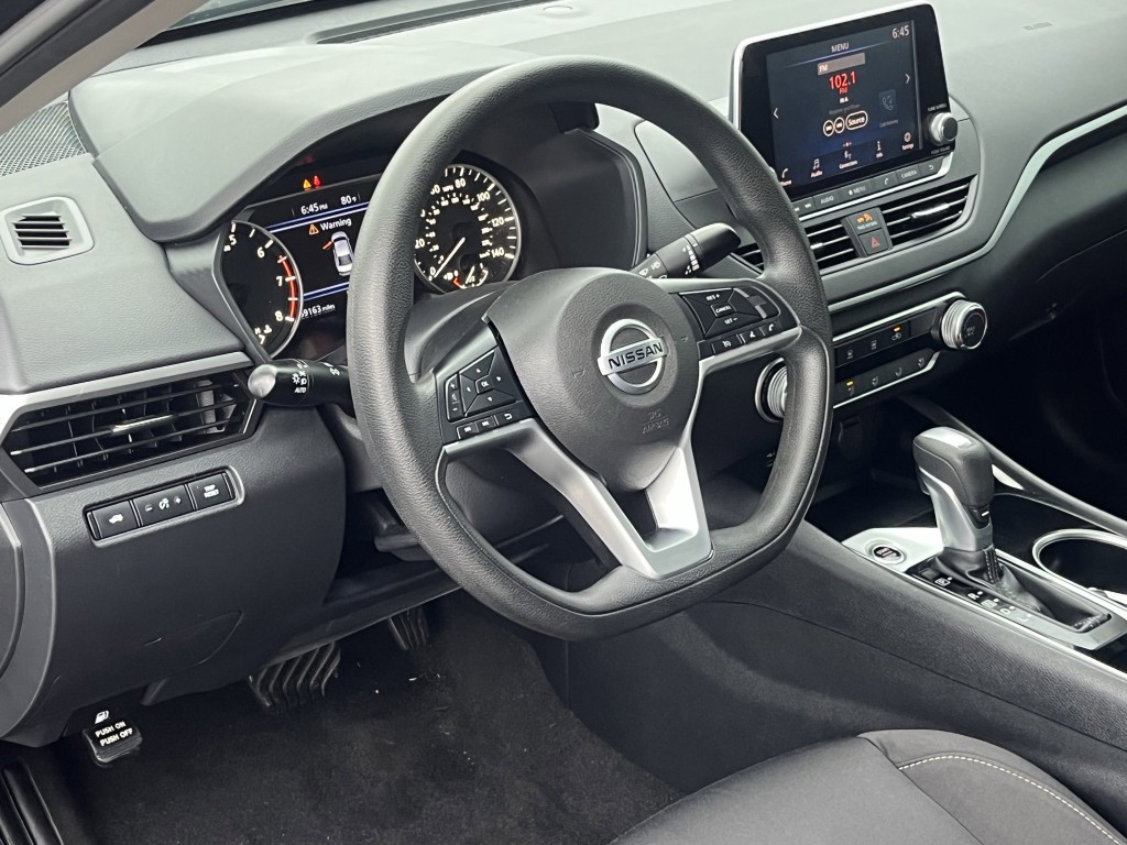 2021 Nissan Altima Image 14