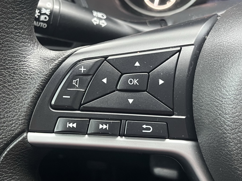 2021 Nissan Altima Image 18