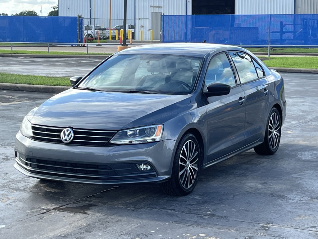 2015 Volkswagen Jetta Image 5