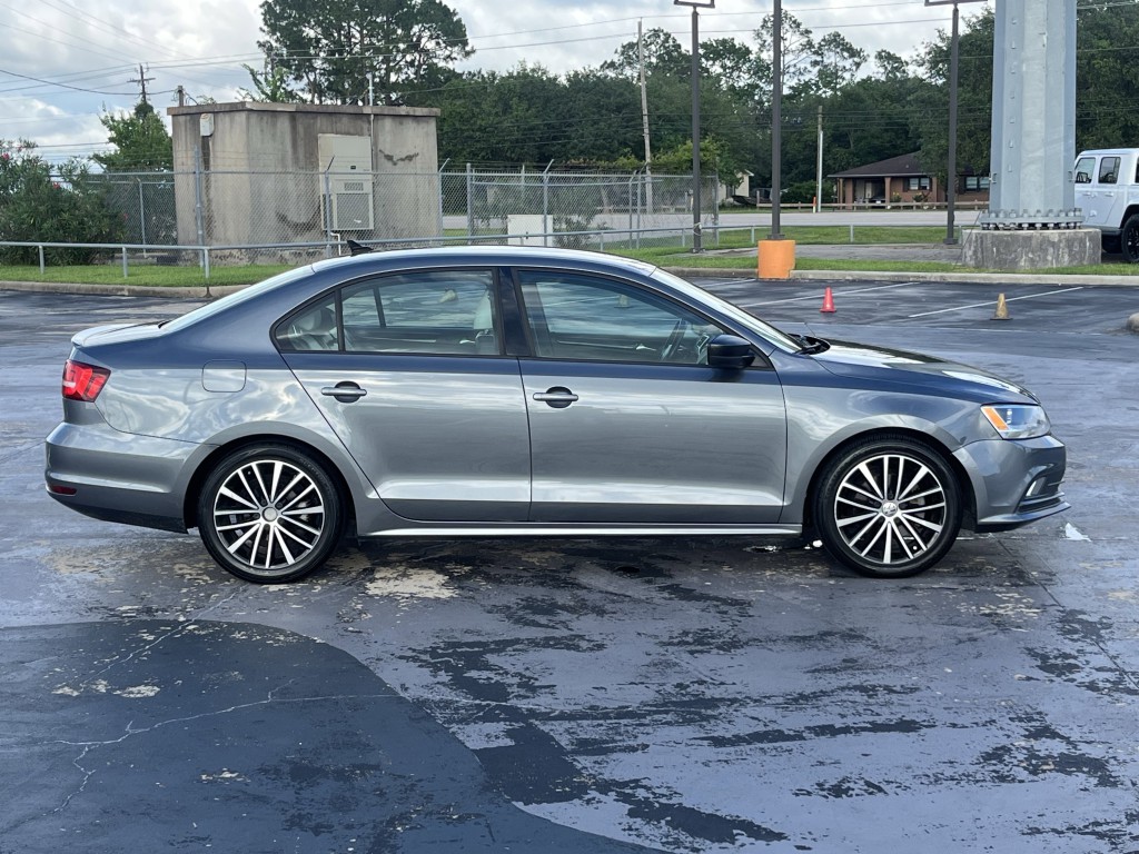 2015 Volkswagen Jetta Image 10