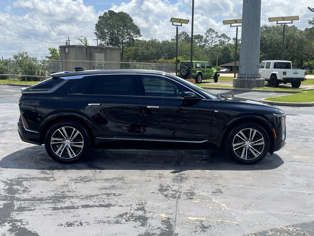 2024 Cadillac Lyriq Image 10
