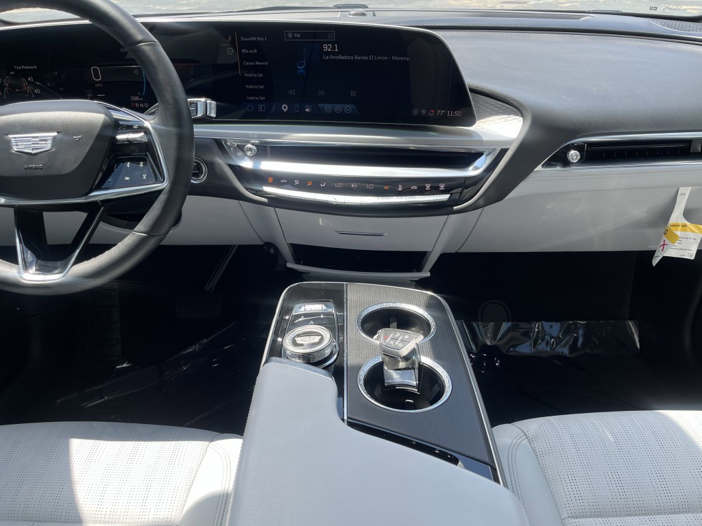 2024 Cadillac Lyriq Image 25