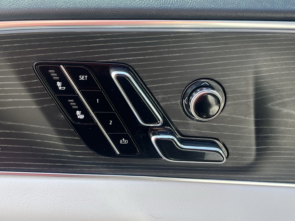 2024 Cadillac Lyriq Image 27