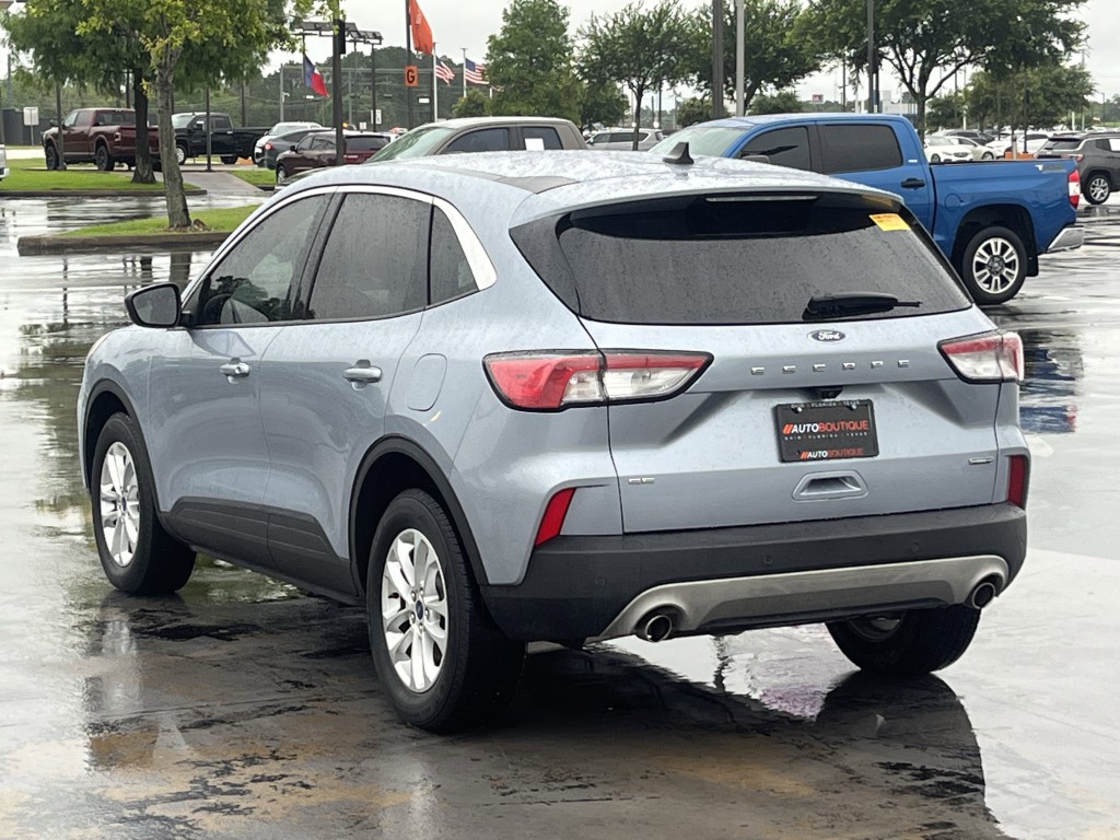 2022 Ford Escape Image 8
