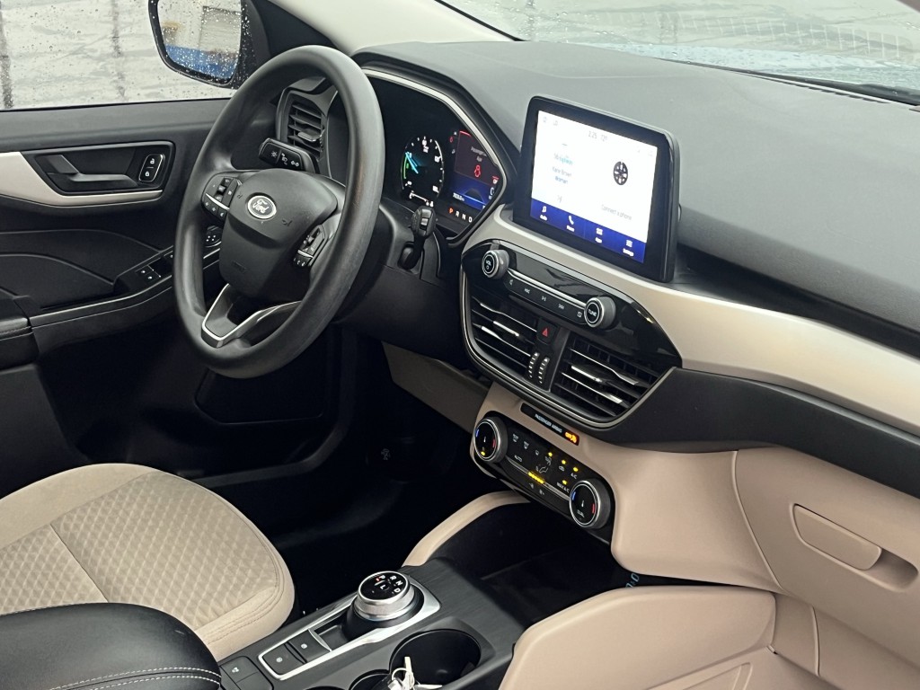 2022 Ford Escape Image 15