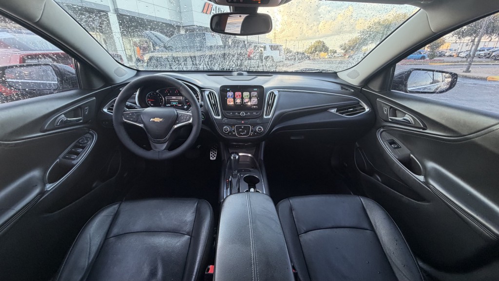 2017 Chevrolet Malibu Image 13