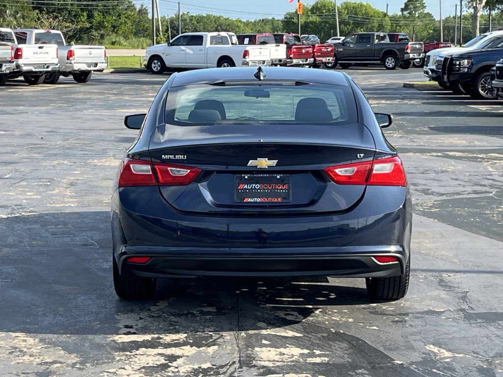 2018 Chevrolet Malibu Image 9