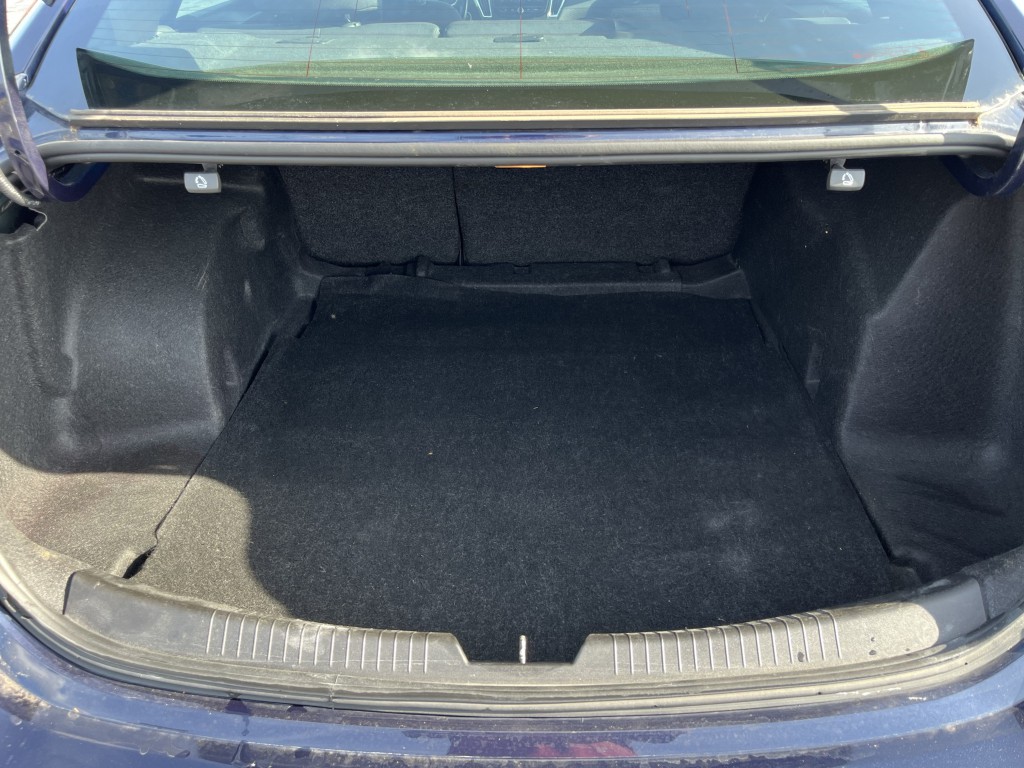 2018 Chevrolet Malibu Image 14