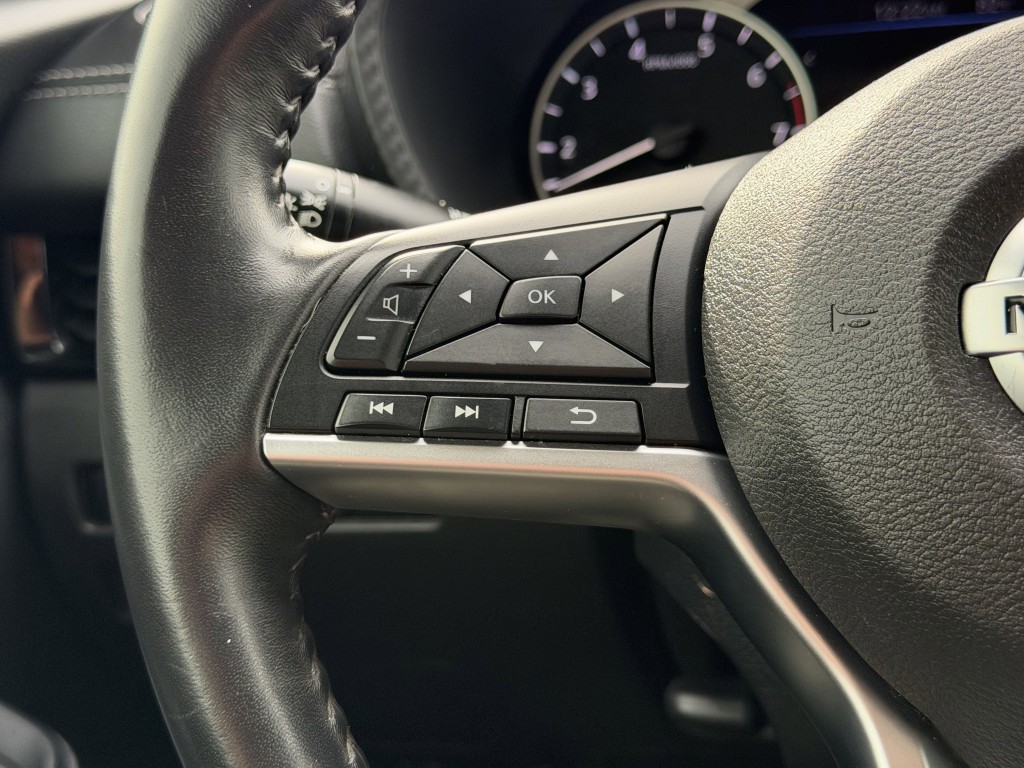 2021 Nissan Sentra Image 16