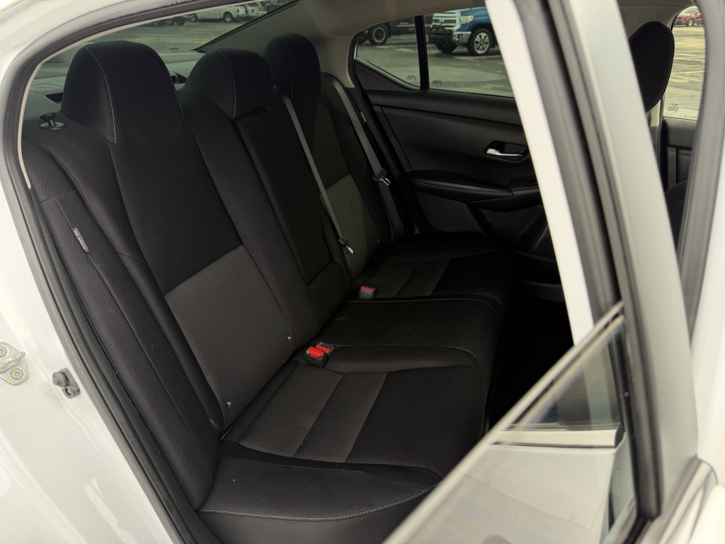 2021 Nissan Sentra Image 25
