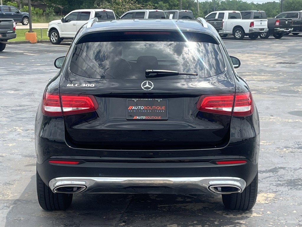 2018 Mercedes-Benz GLC-Class Image 8