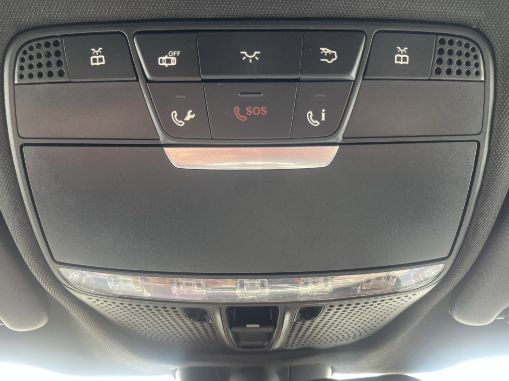 2018 Mercedes-Benz GLC-Class Image 24