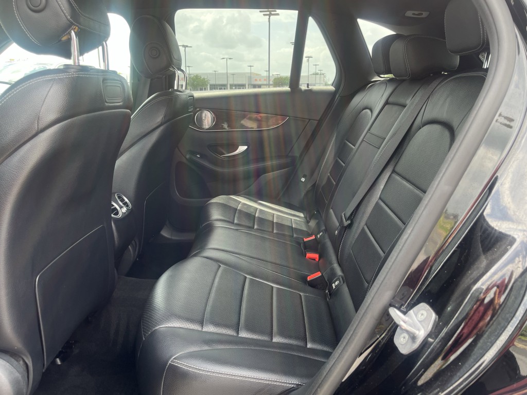 2018 Mercedes-Benz GLC-Class Image 30