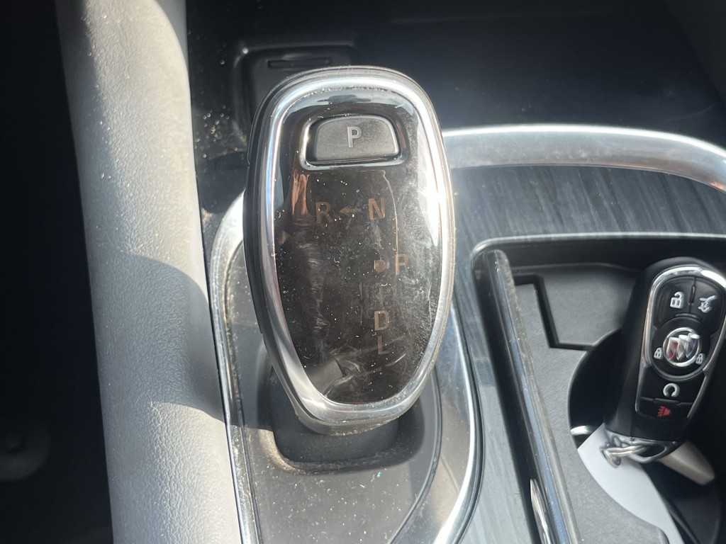 2021 Buick Enclave Image 21