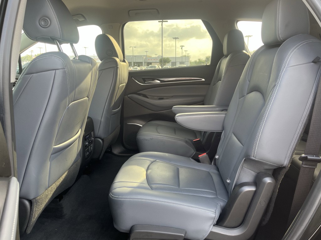 2021 Buick Enclave Image 31