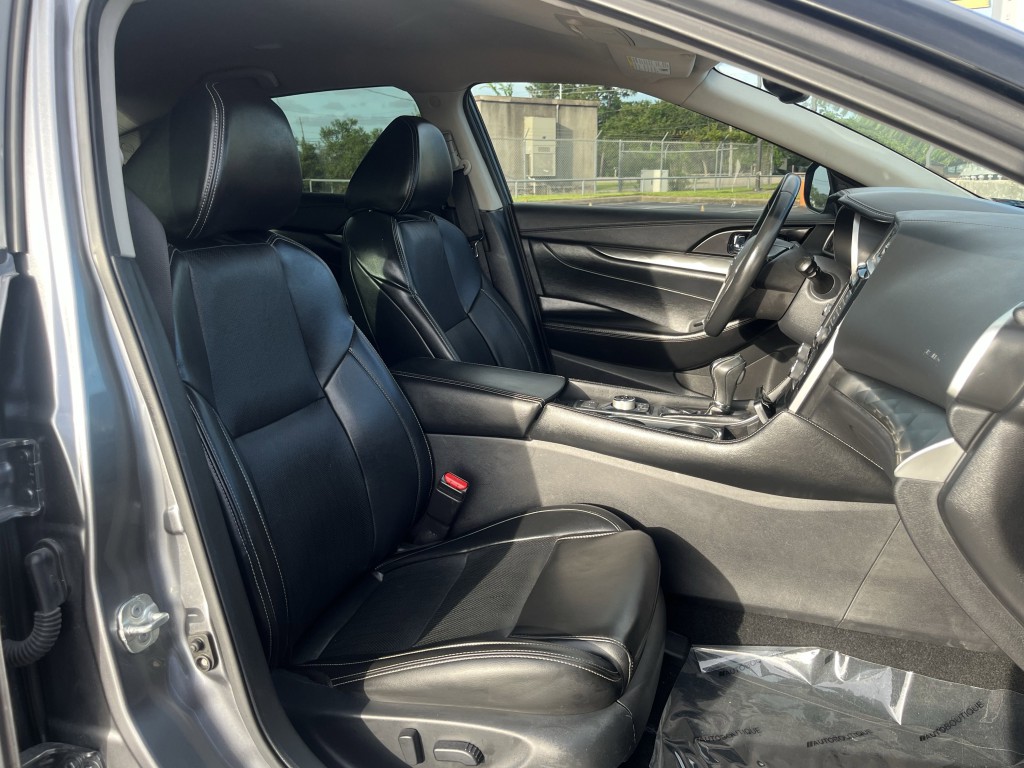 2021 Nissan Maxima Image 30