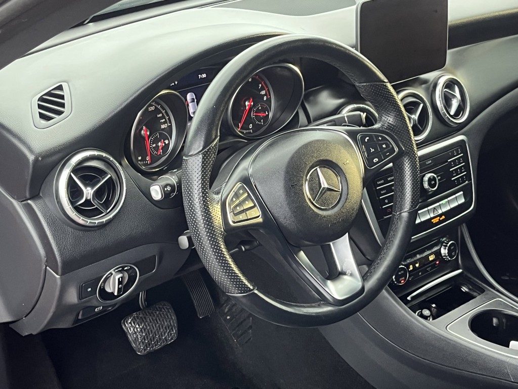 2019 Mercedes-Benz CLA-Class Image 14