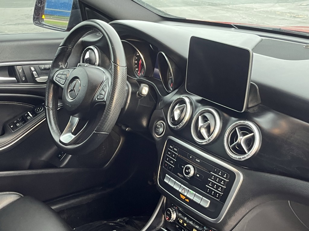 2019 Mercedes-Benz CLA-Class Image 15