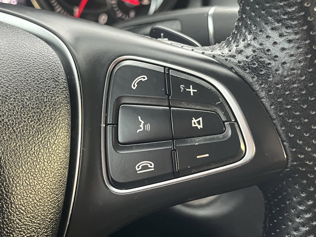 2019 Mercedes-Benz CLA-Class Image 19