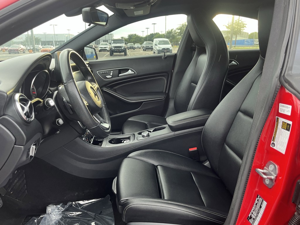 2019 Mercedes-Benz CLA-Class Image 28