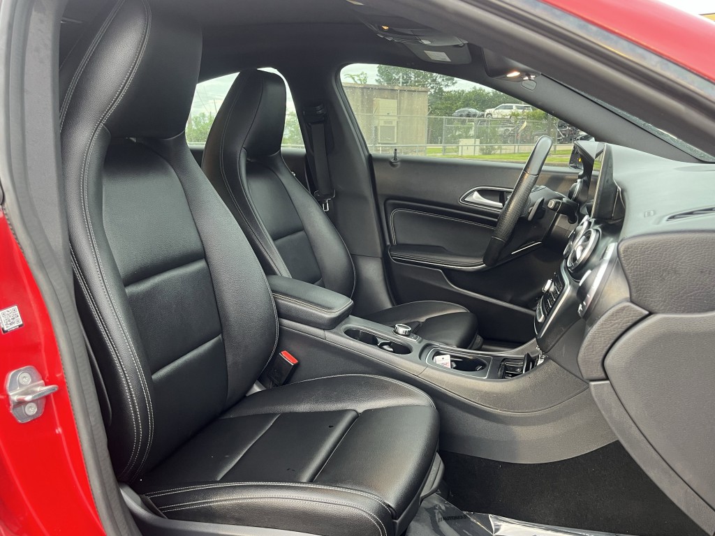 2019 Mercedes-Benz CLA-Class Image 29