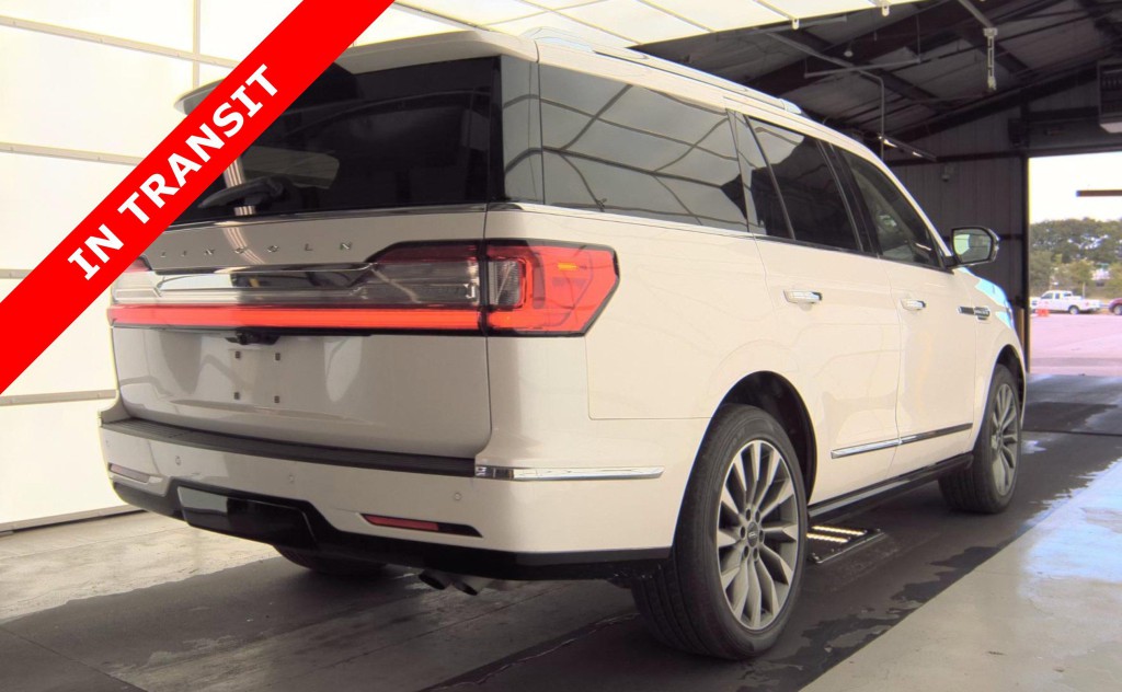 2018 Lincoln Navigator Image 6