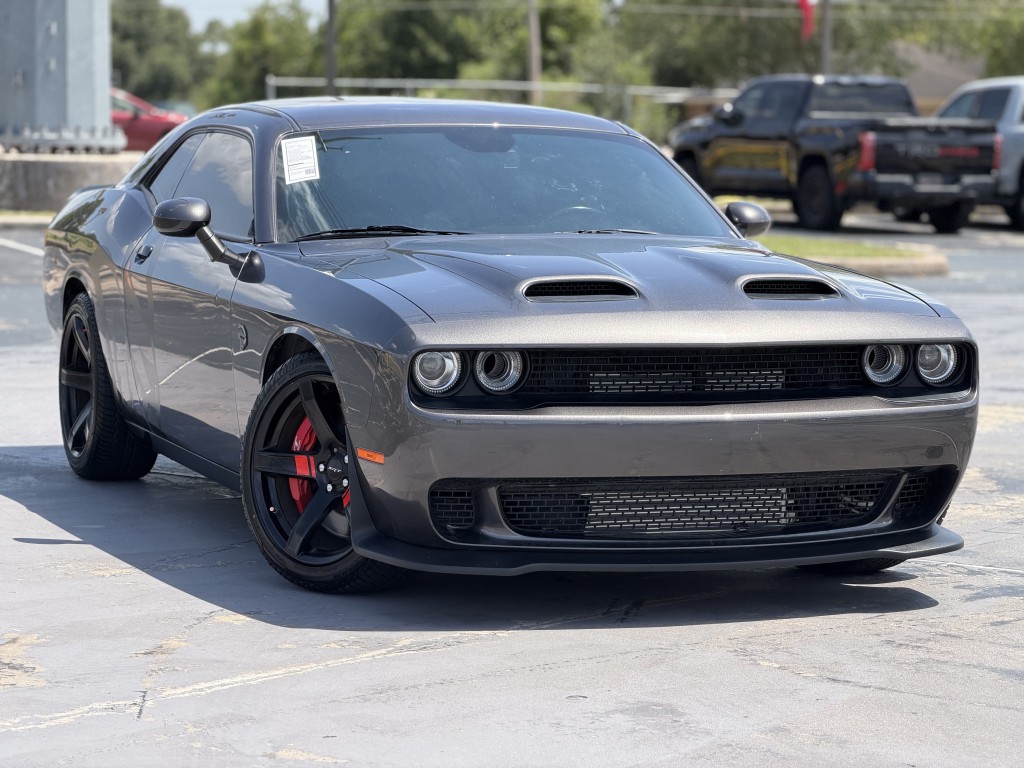 2022 Dodge Challenger Image 3