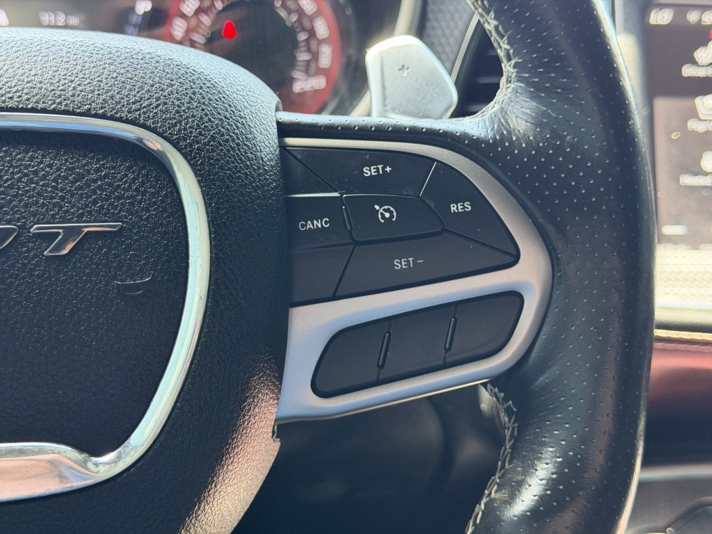 2022 Dodge Challenger Image 12