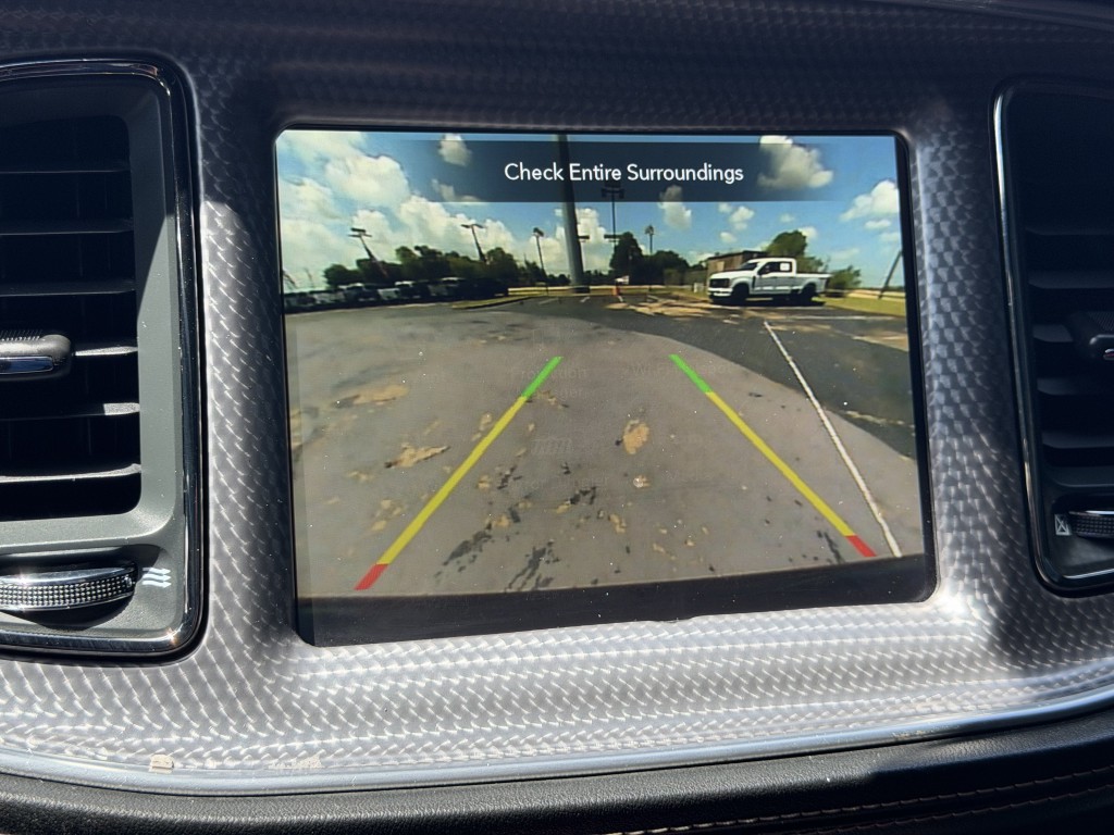 2022 Dodge Challenger Image 15