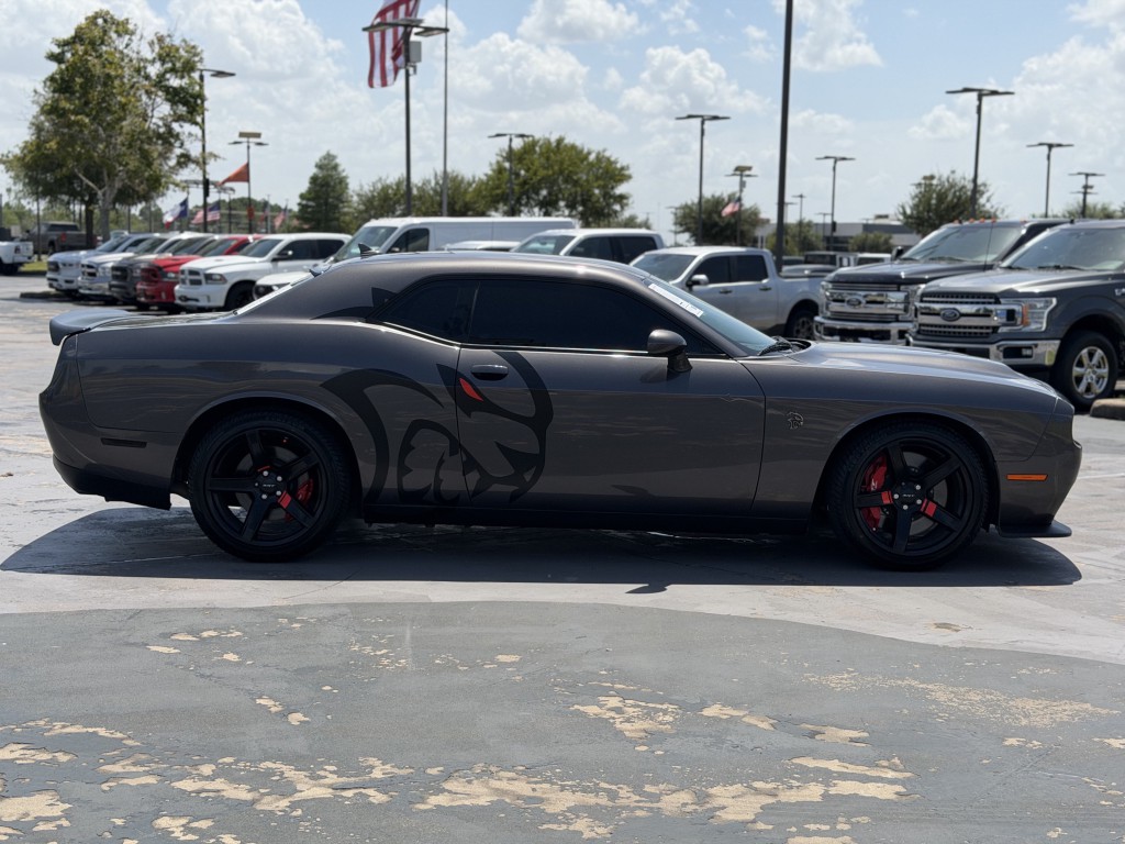 2022 Dodge Challenger Image 21