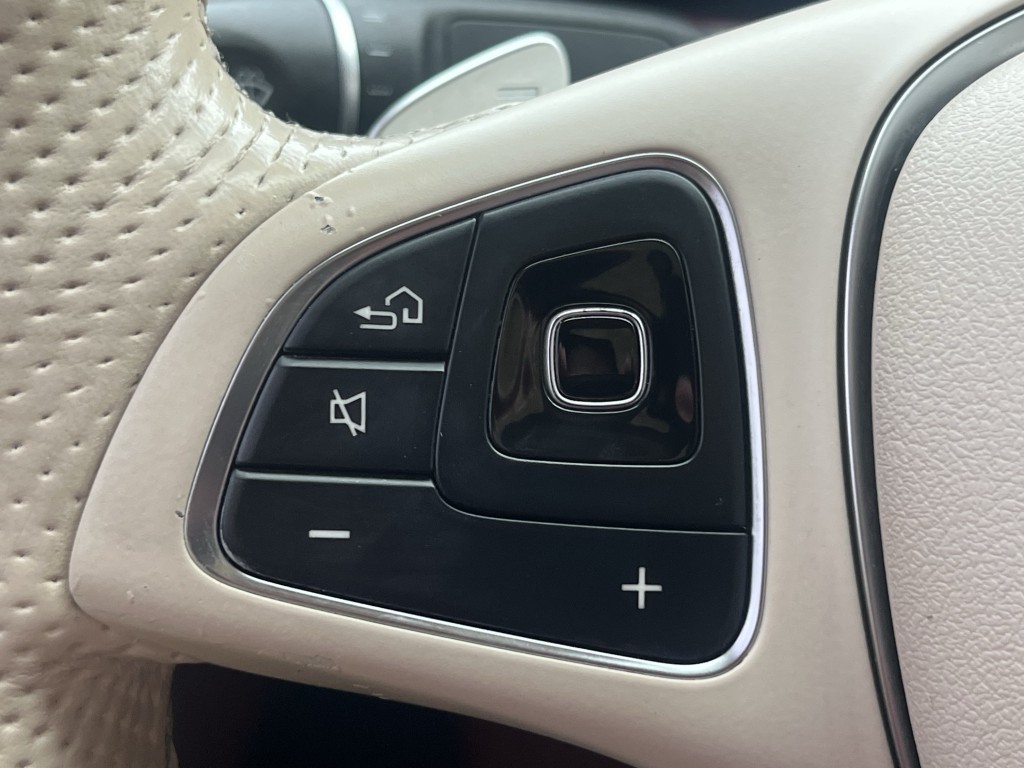 2018 Mercedes-Benz E-Class Image 19