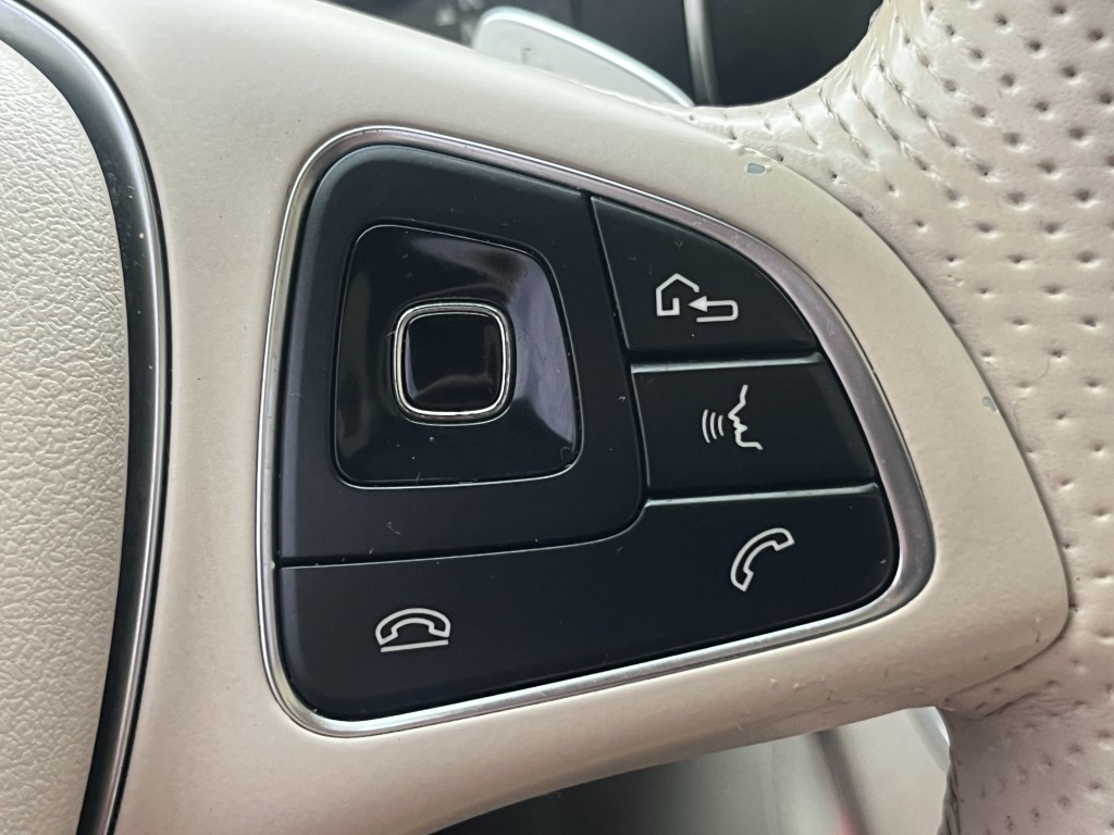 2018 Mercedes-Benz E-Class Image 20