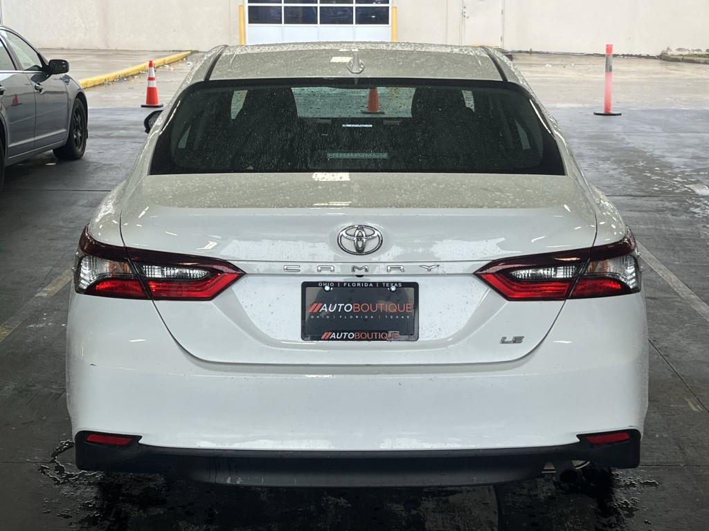 2022 Toyota Camry Image 7