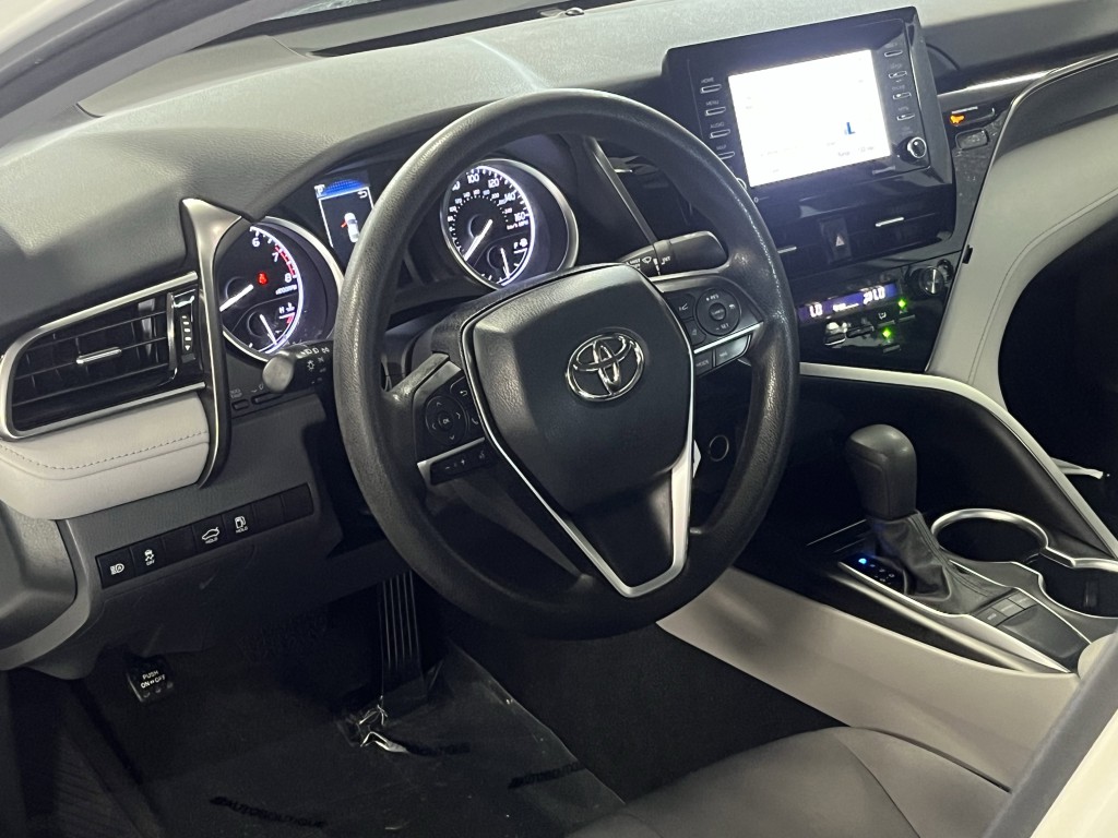 2022 Toyota Camry Image 14